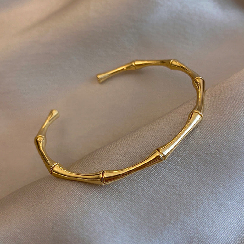 Gold plated bracelet for women